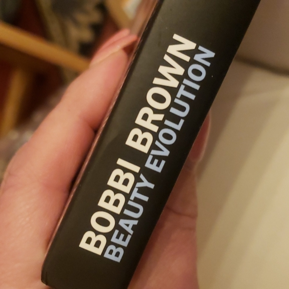 BOBBY Brown beauty evolution guide